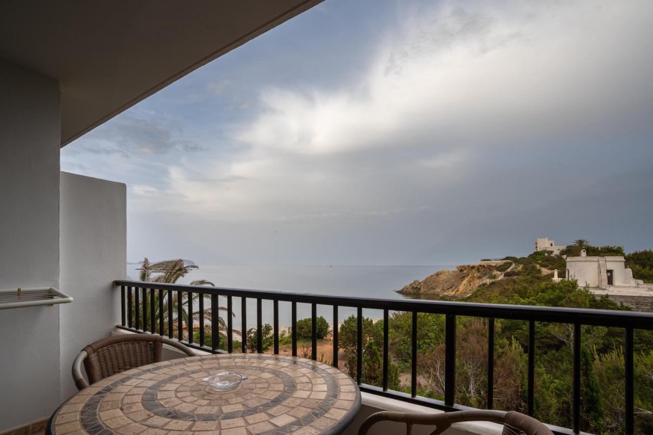 Apartamentos Cel Blau 산타 에우랄리아 데 리오 객실 사진