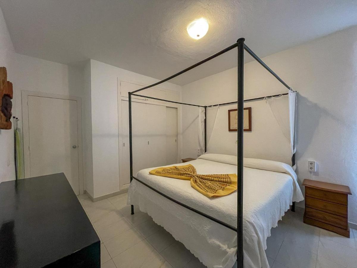 Apartamentos Cel Blau 산타 에우랄리아 데 리오 외부 사진