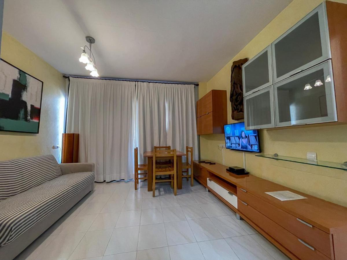 Apartamentos Cel Blau 산타 에우랄리아 데 리오 외부 사진