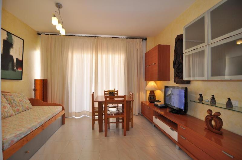 Apartamentos Cel Blau 산타 에우랄리아 데 리오 객실 사진