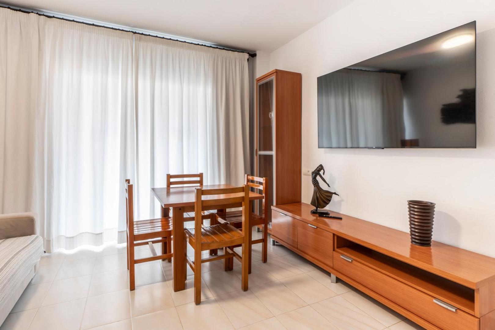 Apartamentos Cel Blau 산타 에우랄리아 데 리오 외부 사진